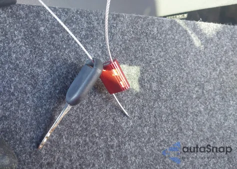 2005 Ford F-150 Stx/Xl/Xlt from USA, damaged, VIN 1FTRF12W75NA24769